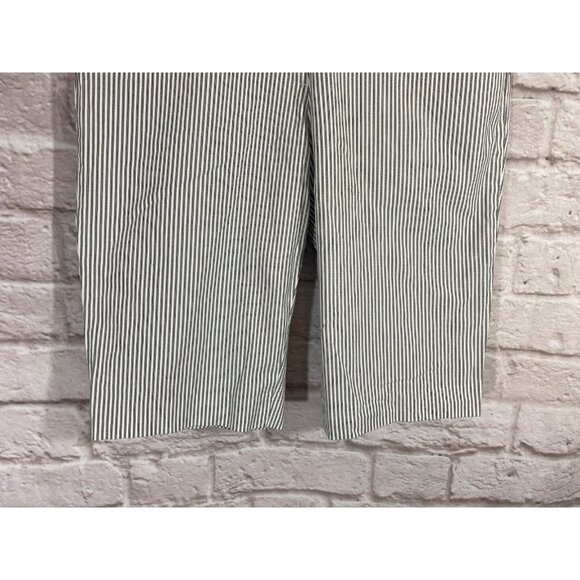 NEW Talbots Perfect Short Gray White Stripe 13" inseam Womens Size 6 - Picture 4 of 11